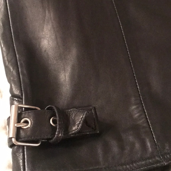 Men’s leather vest - Picture 8 of 11